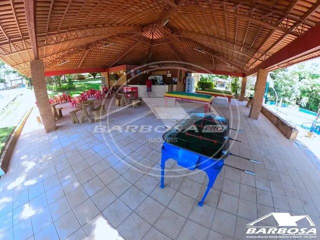 Imagem 7: Casa com 3 Quartos Uma Suite Á Venda no Condominio Village