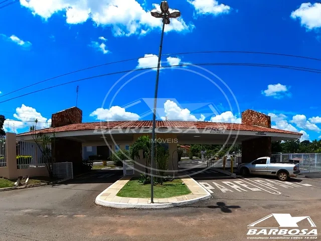 Imagem 6: Casa com 3 Quartos Uma Suite Á Venda no Condominio Village