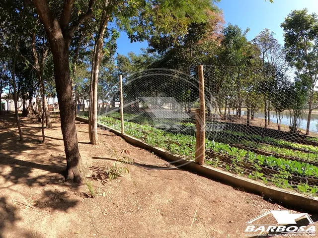 Imagem 13: Casa 4 Suítes Alto Padrão para Venda em Condomínio de Caldas Novas