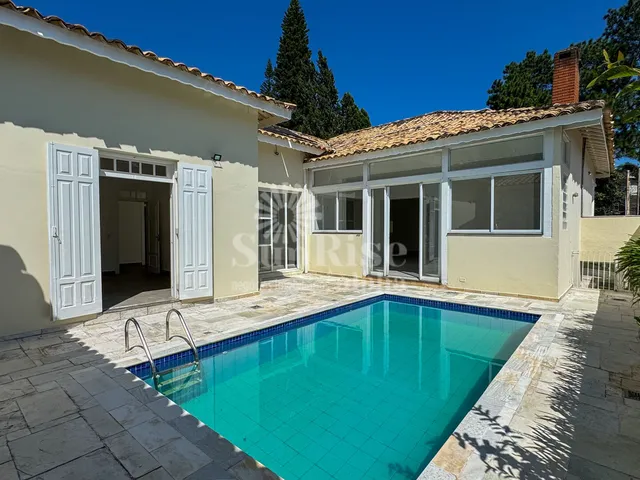 Imagem: Casa Térrea À Venda 4 Dormitórios 322