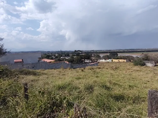 Imagem: Terreno À Venda no Bairro Chácara Piagui