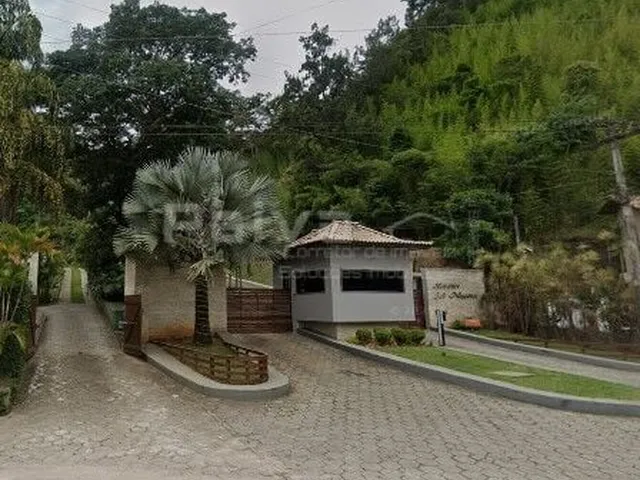 Imagem 2: Sofisticação, Exclusividade e Natureza em Perfeita Harmonia