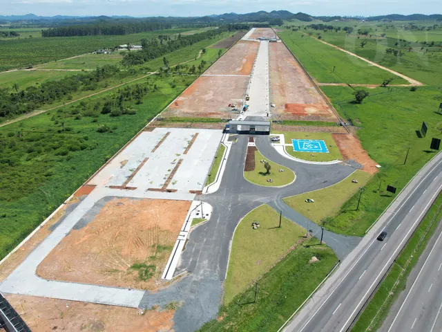 Imagem 8: Terreno a Venda em Condomínio Fechado Empresarial Navegantes Sc
