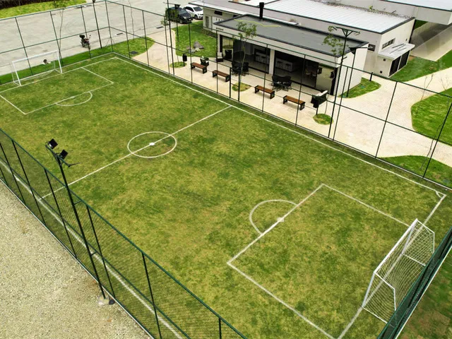 Imagem 9: Terreno a Venda em Condomínio Fechado Empresarial Navegantes Sc