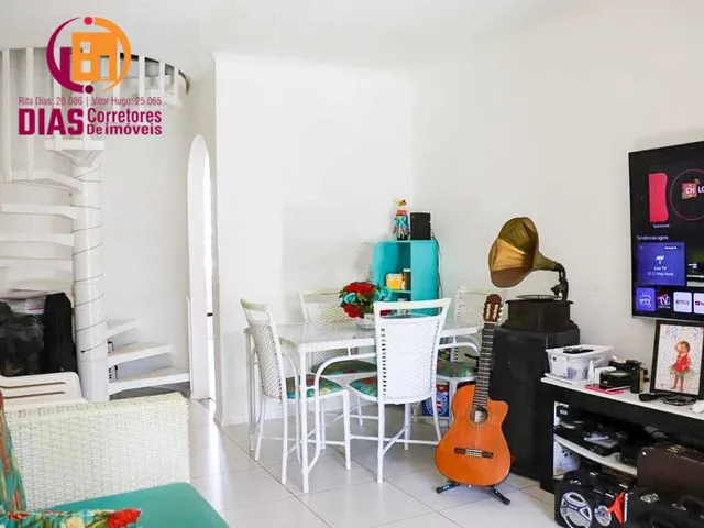 Imagem 5: Vendo em oportunidade Casa Duplex nascente em Condomínio fechado próximo praia em