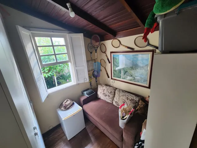 Imagem 12: Ampla Casa, Sozinha no Terreno, Bem Arejada e Ventilada, no Centro de Itajaí
