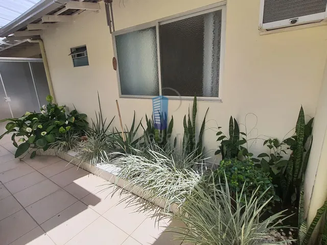 Imagem: Sala Comercial em Rua Tranquila