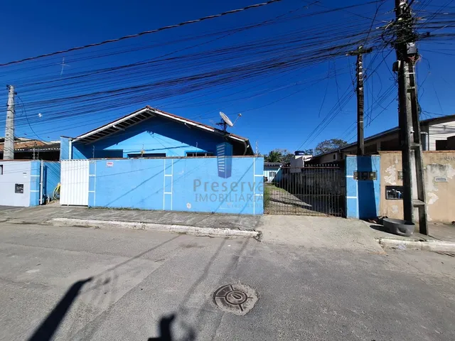 Imagem 10: Casa com Potencial de Renda para Venda!