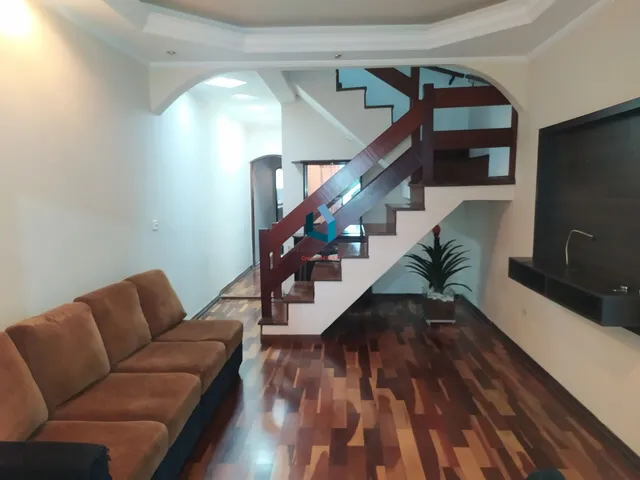 Imagem: Sobrado à venda no bairro Jardim Araguaia
