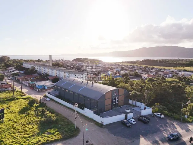Imagem: Galpão com 1.037,76M² de Área Construída