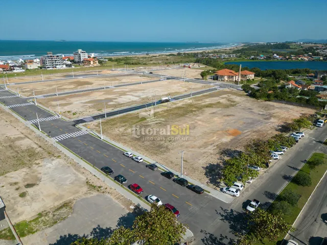 Imagem 3: Terreno de Alto Padrão À Venda com 1.465 M² e Estrutura de Lazer Completa