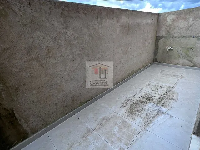 Imagem 4: Sobrado 03 Quartos com Suíte, Terraço, Garagem no Subsolo, Frente pra Rua no Capão Raso