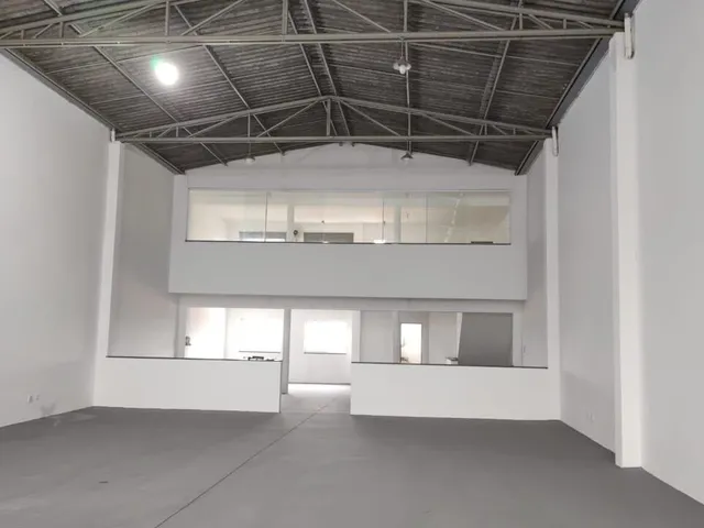 Imagem: Pavilhão/Galpão para Alugar no Bairro