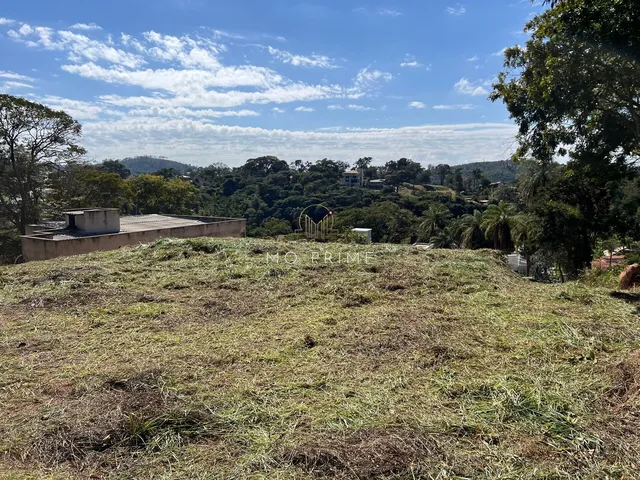 Imagem: Terreno com Vista Panorâmica no Condomínio