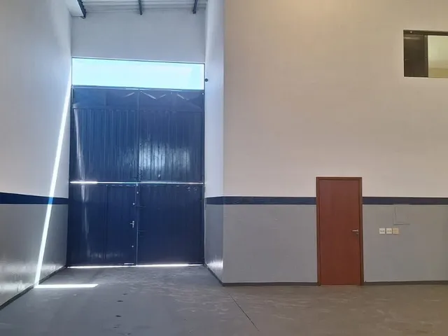 Imagem: Pavilhão/Galpão Industrial em Retiro São