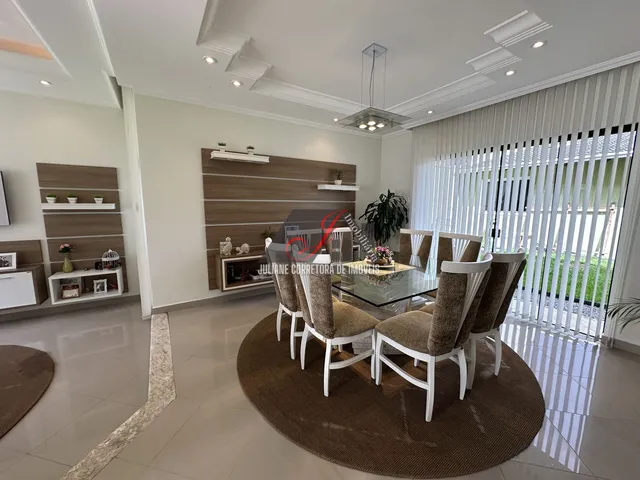 Imagem 6: Casa Alto Padrão À Venda, Bairro Pinheirinho em Curitiba