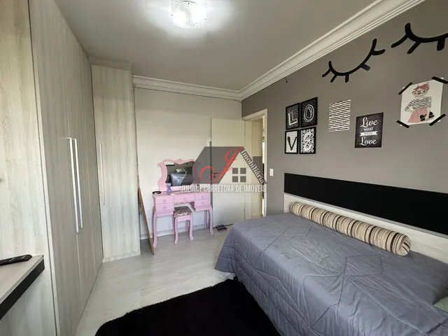 Imagem 2: Casa Alto Padrão À Venda, Bairro Pinheirinho em Curitiba