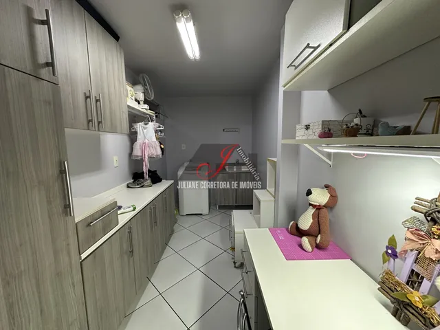 Imagem 8: Casa Alto Padrão À Venda, Bairro Pinheirinho em Curitiba
