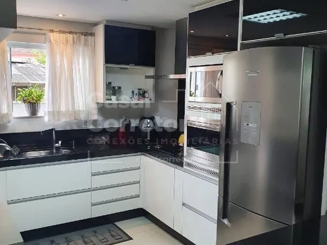 Imagem 14: Incrível Casa com 3 Dormitórios Sendo 1 Suíte Master