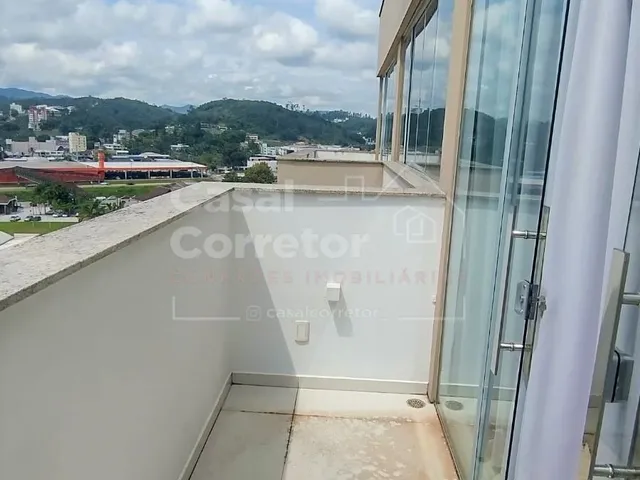 Imagem 6: Cobertura 100% Mobiliada com 3 Dormitórios Sendo 1 Suíte