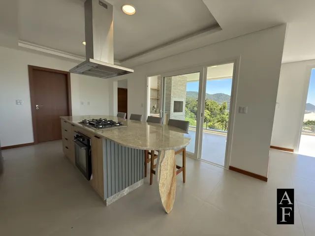 Imagem 3: Casa Alto Padrão em Garopaba nas Areias de Macacu