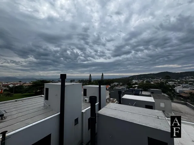 Imagem 9: Casa 3 Suítes Ferraz com Amplo Terraço