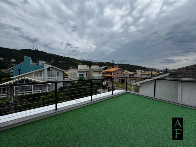 Imagem 14: Casa 3 Suítes Ferraz com Amplo Terraço