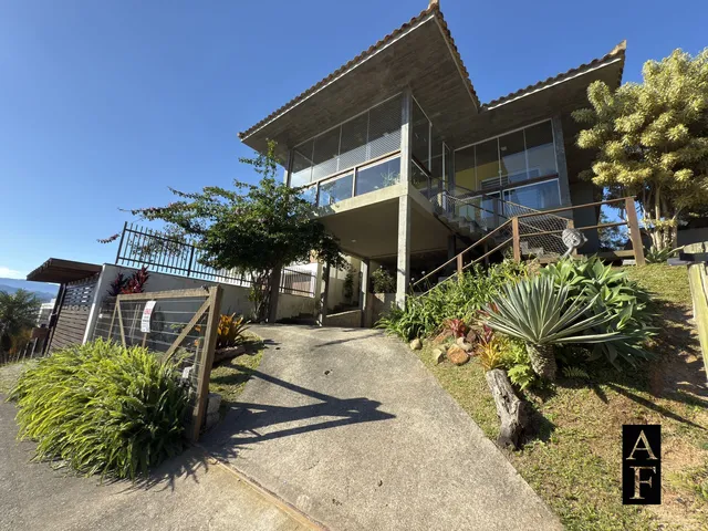 Imagem: Casa no Centro de Garopaba em Loteamento