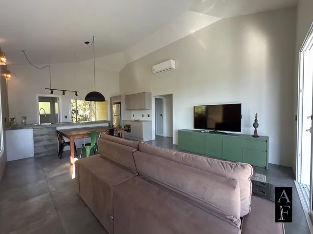 Imagem 3: Casa no Centro de Garopaba em Loteamento Panoramico