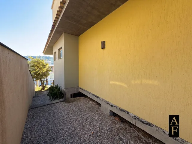 Imagem 8: Casa no Centro de Garopaba em Loteamento Panoramico