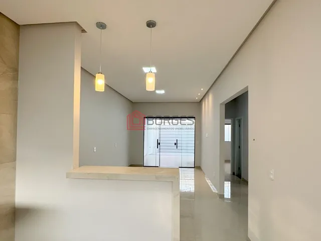 Imagem 13: Casa Padrão - 3 Quartos Sendo Uma Suíte com Closet