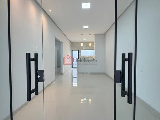 Imagem 8: Casa Padrão - 3 Quartos Sendo Uma Suíte com Closet