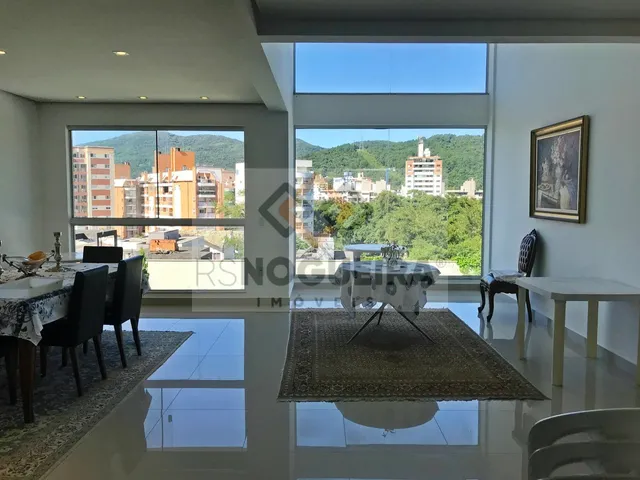 Imagem: Casa Alto Padrão em Córrego Grande, Florianópolis/SC