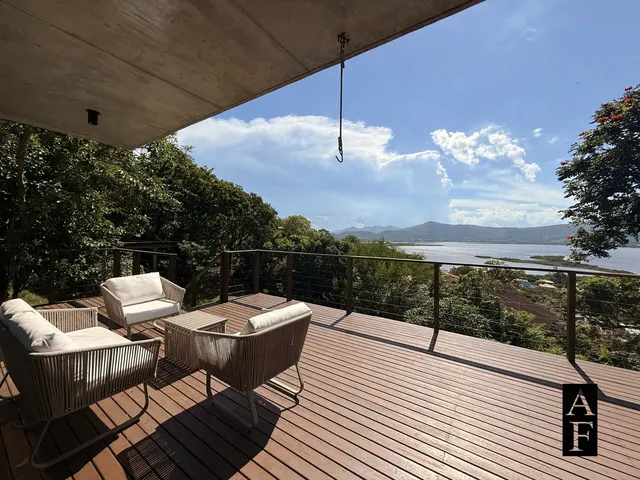 Imagem 5: Casa de Alto Padrão em Garopaba na Ferrugem