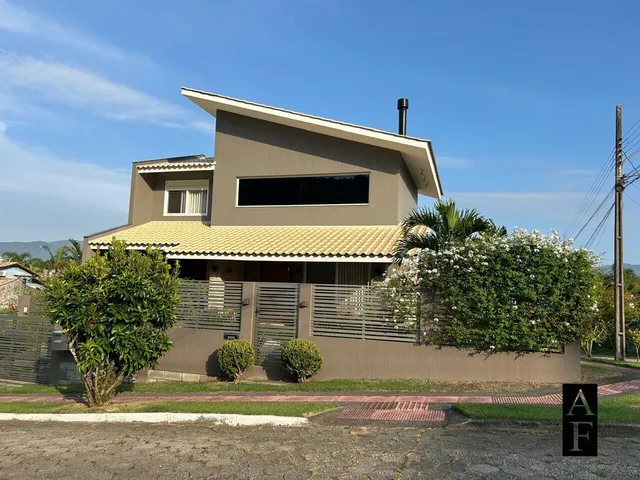 Imagem: Casa à venda no bairro Centro - Garopaba/SC