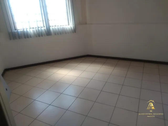 Imagem 16: Casa Alto Padrão em Frimisa, santa Luzia/Mg