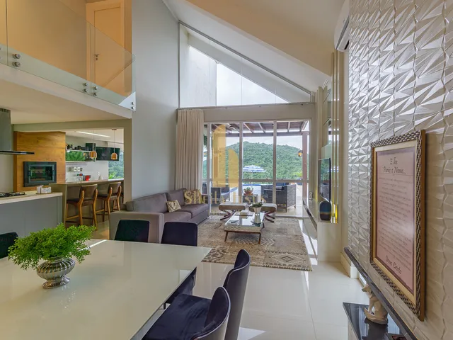 Imagem 10: Casa na Montanha 3 Suítes + 1 em Camboriú/Sc!