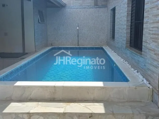 Imagem: Casa Térrea À Venda no Bairro Rio Acima