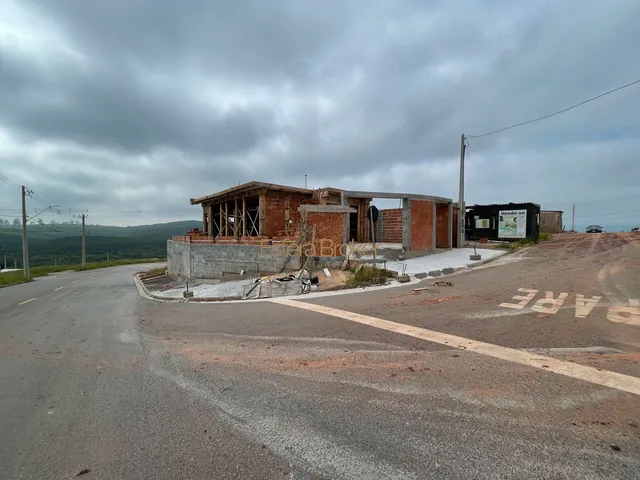 Imagem: Casa Disponível para Venda no Bairro Borda