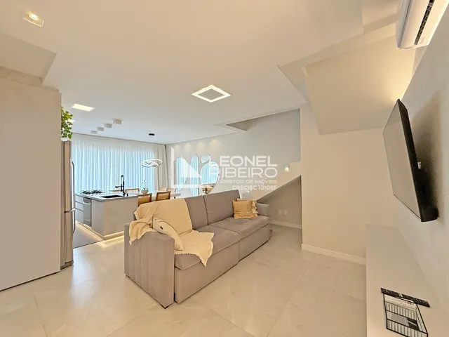 Imagem 2: Casa Sobrado à venda com 3 dormitórios, 157,52 m² no bairro Quintino em Timbó-SC