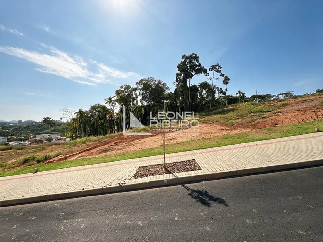 Imagem: Terreno com 450 m², à venda no bairro