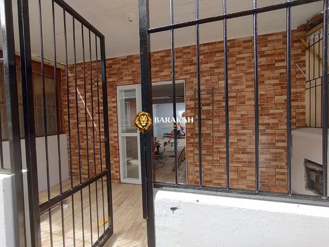 Imagem: O apartamento possui 2 Dormitórios, 1 Banheiro, 46m² de