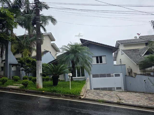 Imagem: Casa de Alto Padrão À Venda - Condomínio