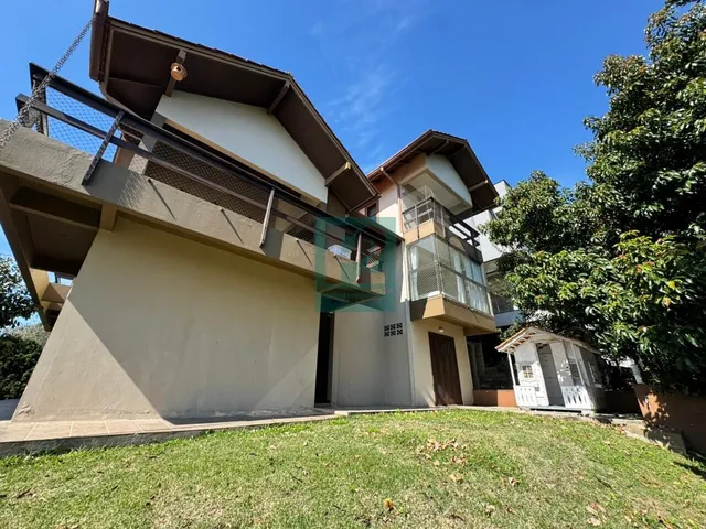 Imagem 5: Casa Mobiliada com Vista Deslumbrante para o Mar - Condomínio Panorâmico, em Bombinhas - Sc!