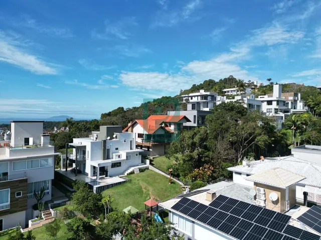 Imagem 15: Casa Mobiliada com Vista Deslumbrante para o Mar - Condomínio Panorâmico, em Bombinhas - Sc!