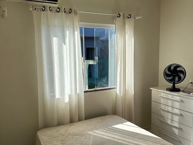 Imagem 8: Casa Pronta com Amplo Terreno 03 Dormitórios e Espaço Gourmet em Bombinhas