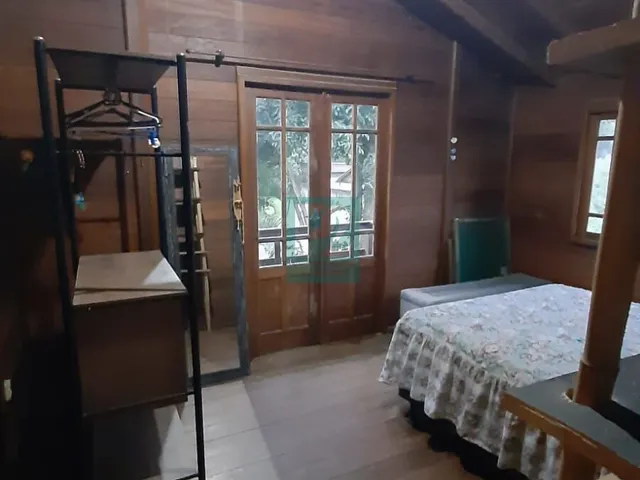 Imagem 10: Casa 3 Dormitórios À Venda na Praia de Mariscal em Bombinhas/Sc