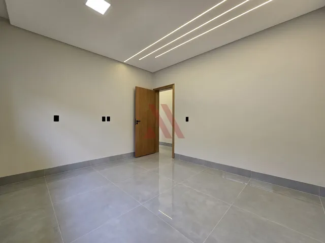 Imagem 11: Casa Térrea a Venda no Condomínio do Lago Saída para Trindade, 480 Metros de Terreno e 235 Metros Construídos