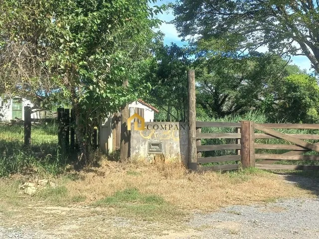 Imagem: Área Residencial/Comercial no Bairro do