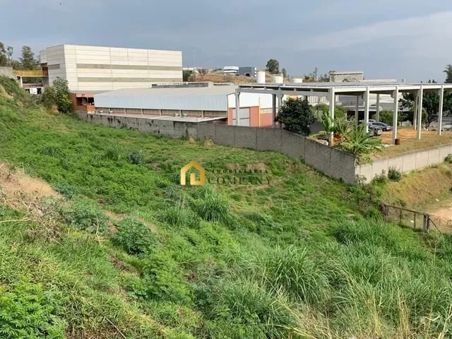 Imagem: Terreno Residencial/Comercial no Altos da